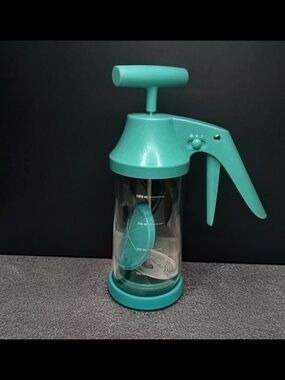 PAMPERED CHEF BATTER MIXER & DISPENSER #100082 - Turquoise - NEW Open Box